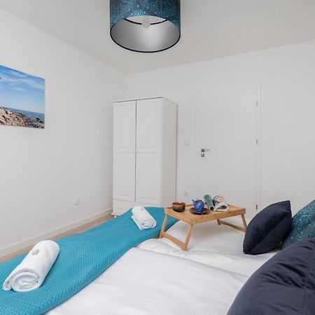 Gdanska Two-Bedroom Apartment Brzezno Beach By Noclegi Renters Eksteriør bilde