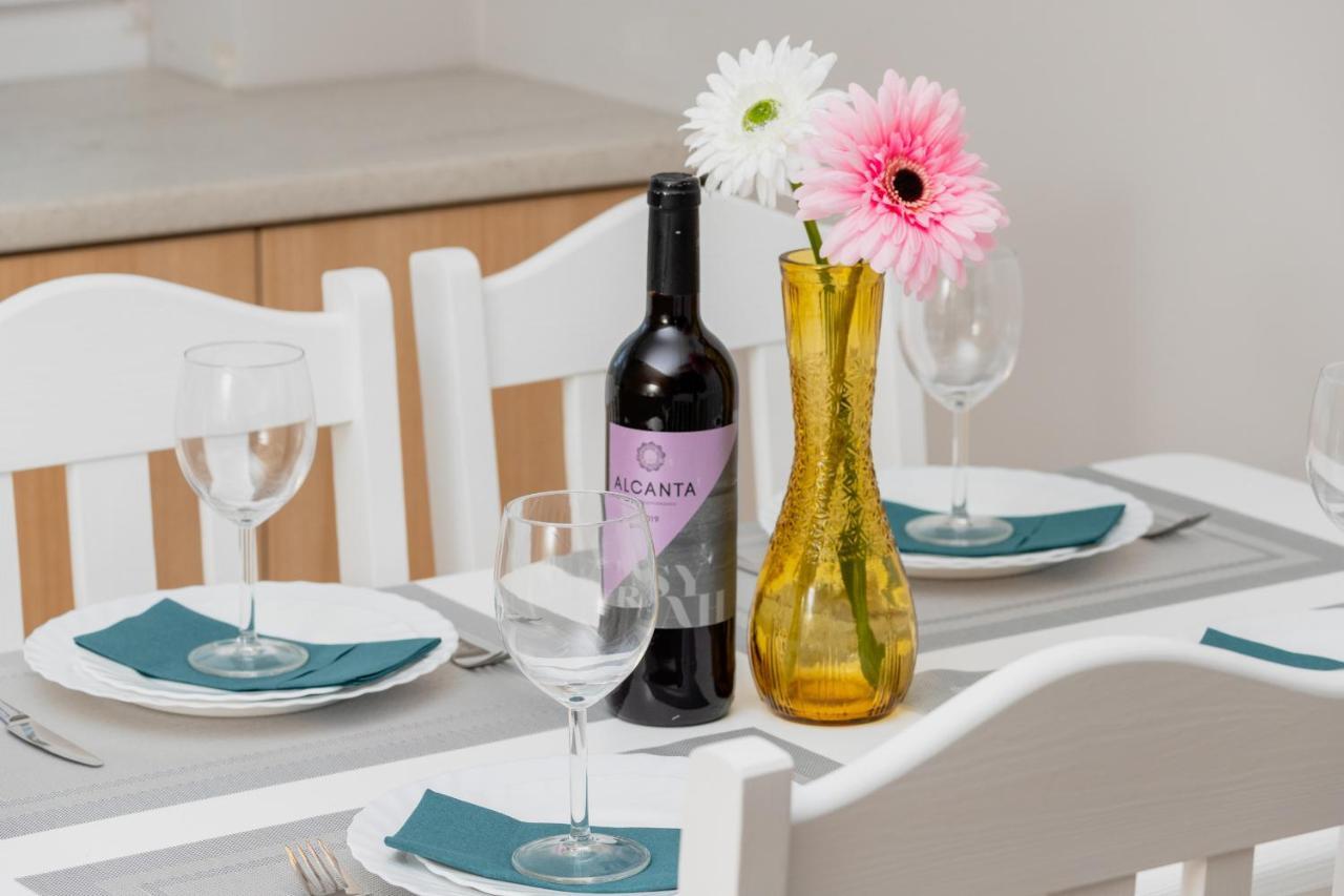 Gdanska Two-Bedroom Apartment Brzezno Beach By Noclegi Renters Eksteriør bilde