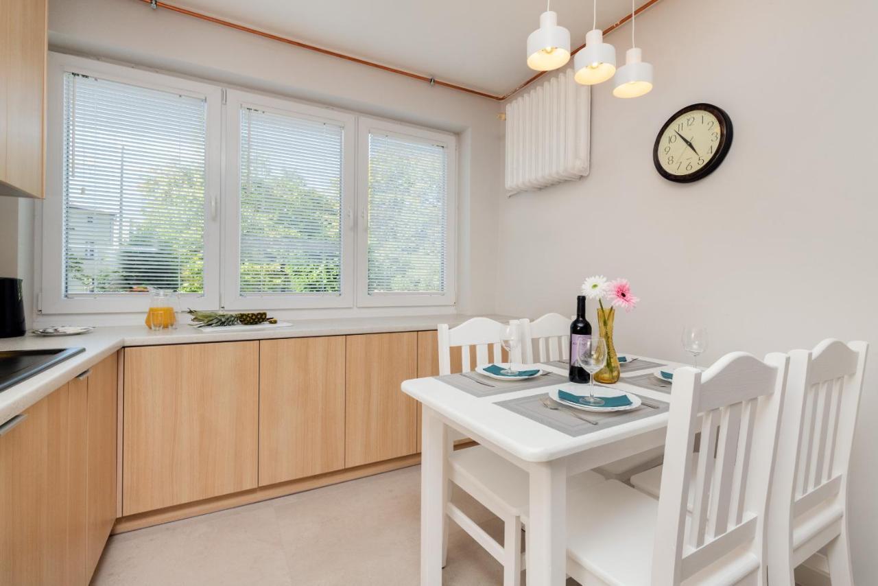 Gdanska Two-Bedroom Apartment Brzezno Beach By Noclegi Renters Eksteriør bilde